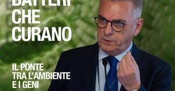 I batteri che curano, l’immunologo: “Microbiota in equilibrio e diversità sono la garanzia per invecchiamento in salute”