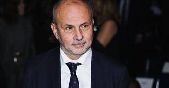 Intervento chirurgico d’urgenza per il ministro della Salute nel weekend. Schillaci: “Qualità degli operatori elevata, ma Servizio sanitario nazionale va ammodernato”