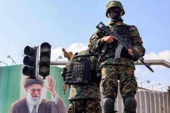 Iran, Trump vede i consiglieri per la sicurezza: sul tavolo le opzioni per la ripresa della guerra