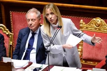 Meloni ‘sfida’ le opposizioni: “Quadro complesso, porte aperte a chi vuole il confronto”
