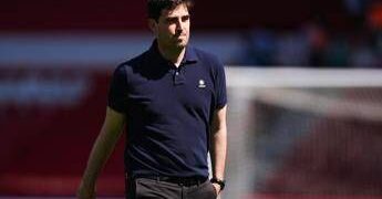 Milan, chi sarà il nuovo allenatore? Incontro in programma con Iraola