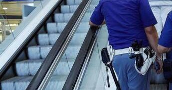 Milano, rissa tra 10 persone in stazione Certosa: 23enne accoltellato muore nella notte