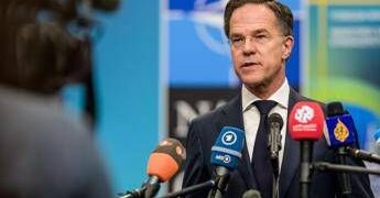 Nato, Rutte: “Alleati accelerano verso obiettivo 5%, miliardi di euro aggiuntivi per spese difesa”