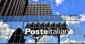 Poste, nel 2025 ha generato 14 miliardi di Pil, oltre mezzo punto percentuale