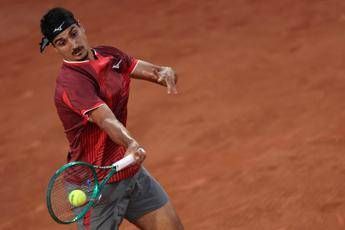Roland Garros, Sonego vince e avversario litiga con arbitro: “Ti devi scusare”