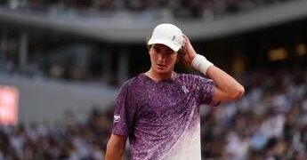 Roland Garros, caos e fair play tra Fonseca e Ruud: cos’è successo