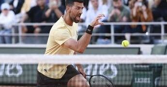 Roland Garros, oggi Djokovic – Mpetshi Perricard: il match in diretta