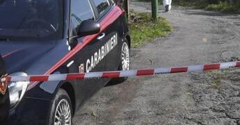 Roma, un uomo e un ragazzo trovati morti in stand allestito per palio Allumiere: avevano 36 e 15 anni