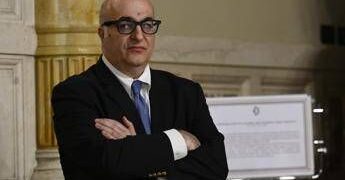 Scorta per Mario Sechi dopo una minaccia: “In mezza giornata la mia vita è cambiata”