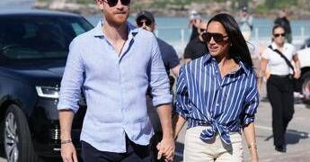 Sintonia fra Re Carlo e Trump? Causa di stress ‘post-traumatico’ per Harry e Meghan