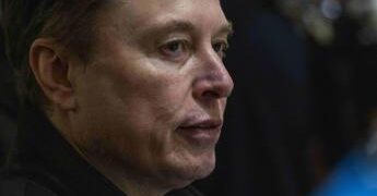 Space X, un razzo di Elon Musk sta per schiantarsi sulla Luna