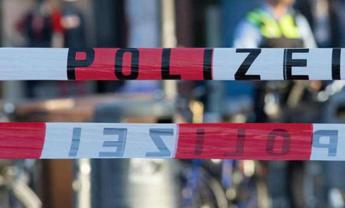 Terrore al Pride di Berlino, furgone sulla folla: diversi feriti