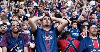 Tifoso Psg compra biglietto per finale, ma vola a… Bucarest: “Mi sono sbagliato”