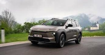Toyota, con il bZ4X Touring l’elettrico diventa versatile e avventuroso