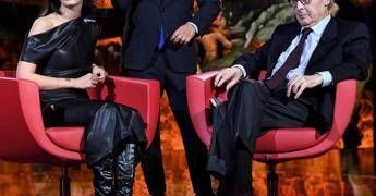 Vittorio Sgarbi, la figlia Evelina: “Viene portato in giro come un involucro vuoto”