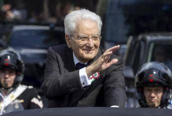 2 giugno, Mattarella: “Da Presidente vedo nel Paese applicati principi della Repubblica”