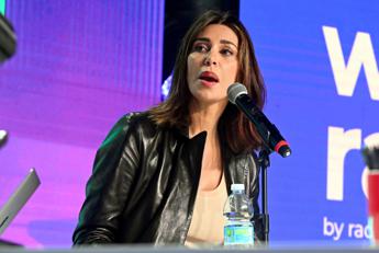 Belen verso la cittadinanza italiana: “Ha superato l’esame di lingua”. L’annuncio