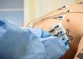 Caldo, disidratazione e sbalzi pressori: ecco le 10 regole per proteggere la salute del cuore
