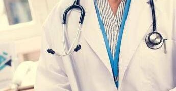 Crotone, dottoressa di guardia medica è un ‘fantasma’: scatta sospensione per un anno