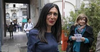 Dal ‘mito’ De Mita alla segreteria di Veltroni fino all’Europa, chi è Pina Picierno