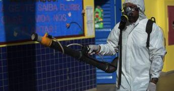 Dengue, stop al nuovo vaccino in Brasile: indagini su due morti e reazioni gravi