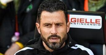 Fiorentina, Grosso è il nuovo allenatore: contratto fino al 2028