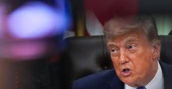Iran, Trump annuncia intesa: “Presto firma, forse in Europa”. Gelo Teheran: “Ancora nessun ok”
