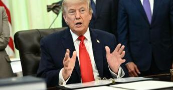 Iran-Usa, raggiunto accordo di pace. Trump: “Hormuz riapre senza pedaggio”