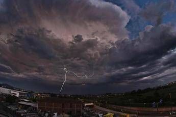 Maltempo, piogge e temporali al Centro-Nord: allerta gialla in 8 Regioni