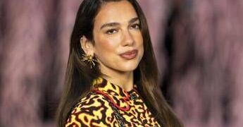 Matrimonio Dua Lipa, i residenti di Palermo contro la pop star: “La città non è il tuo salotto”