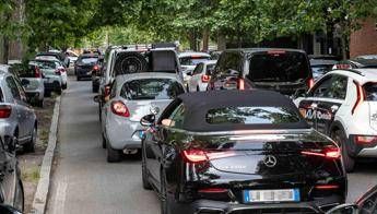 Mini riforma del bollo auto, niente tagli ma dal 2028 cambiano le tempistiche: la novità