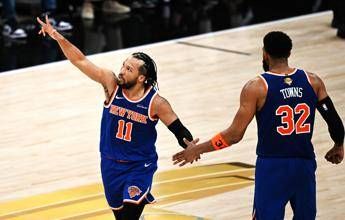Nba, rimonta da sogno per Knicks: Ben Stiller e Taylor Swift ‘impazziscono’