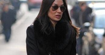 Nicole Minetti, grazia sospende la pena: chiesto il “non luogo a provvedere”. Tribunale Sorveglianza si riserva