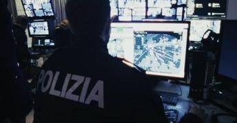 Nonno filma violenze su nipotini e le scambia sul dark web, chiesti 16 anni per un 84enne