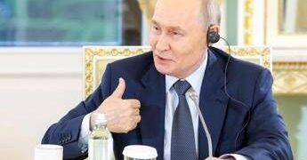 Putin: “Economia russa? Nessun collasso”. Poi cita l’Italia tra peggiori in Ue per debito pubblico