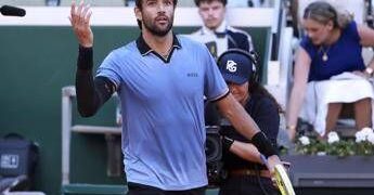 Roland Garros, Berrettini perplesso nel match contro Arnaldi: cos’è successo con l’arbitro