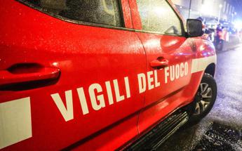 Roma, incendio in struttura abbandonata a Campagnano: trovato cadavere carbonizzato