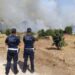 Roma, vasto incendio vicino via lido di Castel Porziano: vigili in azione