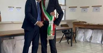 Sindaco Agrigento, l’abbraccio tra l’uscente Miccichè e Sodano