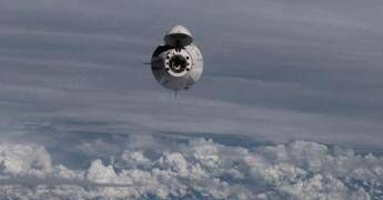 Sospesi lavori riparazione, Nasa ordina agli astronauti ritorno a bordo dell’Iss