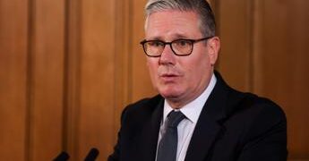 Starmer: “Intercettata nella Manica una petroliera della flotta ombra russa”