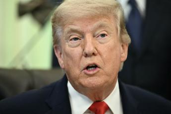 Trump: “Attacco di Israele a Beirut non avrebbe dovuto verificarsi. Molto vicini a un accordo con l’Iran”