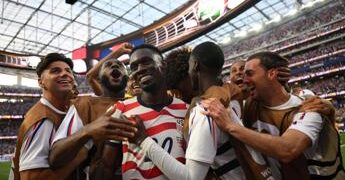 Usa calano poker ai Mondiali, Paraguay battuto 4-1