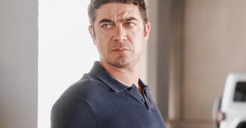 Audible reinterpreta Dracula con Riccardo Scamarcio e Benedetta Porcaroli