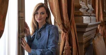 Beatrice Venezi, l’annuncio: “Torno a dirigere in Russia, la Fenice è il passato: ho già pagato abbastanza”