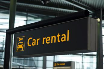 Boom del noleggio estivo auto per quasi 2 milioni di turisti in Italia
