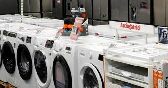 Elettrodomestici, arriva il diritto alla riparazione: i nuovi obblighi per i produttori