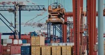 Il Canada sfida Trump: scattano i dazi contro gli Usa