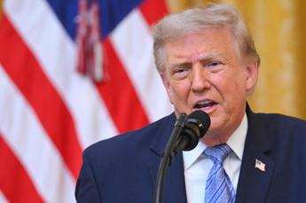 Iran, Trump: “Colpiremo il sito nucleare di Pickaxe”. Teheran: “Così sarà guerra totale”