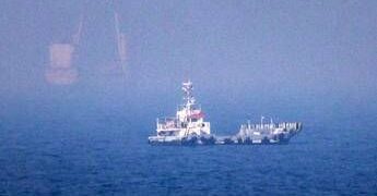 Iran, ultimatum agli Usa per Hormuz: “Via il blocco navale o lo Stretto resta chiuso”